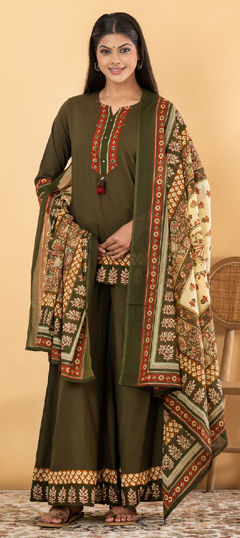 Green color Salwar Kameez in Cotton fabric with Bugle Beads, Mirror, Printed work