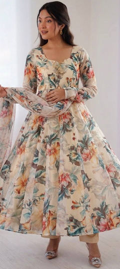 Multicolor color Salwar Kameez in Organza Silk fabric with Digital Print, Floral work