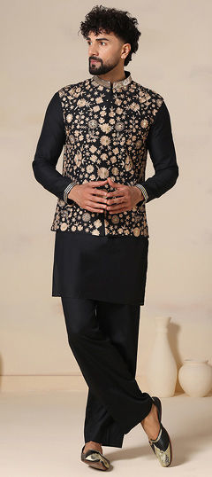 Black and Grey color Kurta Pyjama with Jacket in Chanderi fabric with Aari, Mirror, Sequence work