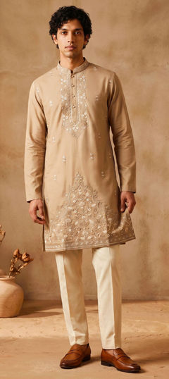 Pink and Majenta color Kurta Pyjamas in Silk fabric with Embroidered work