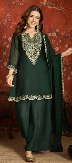 Green color Salwar Kameez in Silk fabric with Embroidered, Thread, Zari work