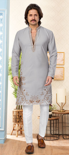 Black and Grey color Kurta Pyjamas in Viscose fabric with Embroidered, Thread, Zari work