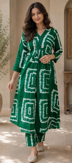 Green color Salwar Kameez in Rayon fabric with Printed, Tye n Dye work