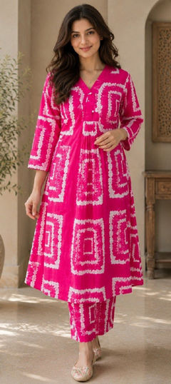 Pink and Majenta color Salwar Kameez in Rayon fabric with Printed, Tye n Dye work