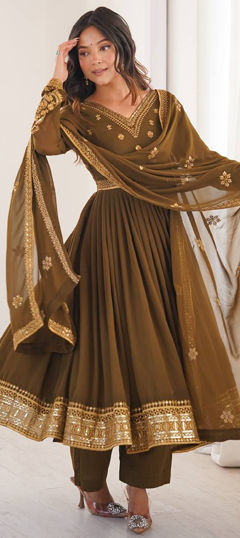 Green color Salwar Kameez in Georgette fabric with Embroidered, Sequence, Thread work