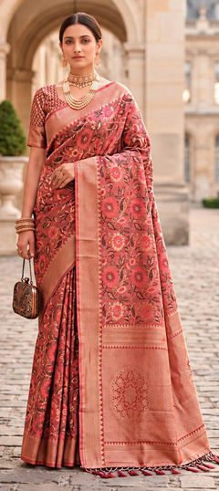 Pink and Majenta color Saree in Banarasi Silk fabric with Floral, Weaving work