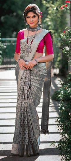 Black and Grey color Saree in Silk fabric with Weaving work