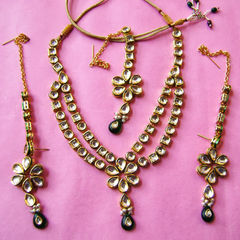 Gold Rodium Polish Gold, Green color Necklace in Metal Alloy studded with Beads, Kundan