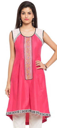 Pink and Majenta color Kurti in Cotton fabric with Embroidered, Lace, Thread work