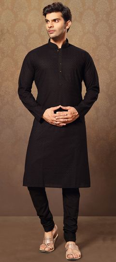 Black and Grey color Kurta Pyjamas in Cotton fabric with Embroidered, Thread work