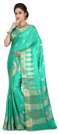 Green color Saree in Banarasi Silk, Silk fabric with Zari work