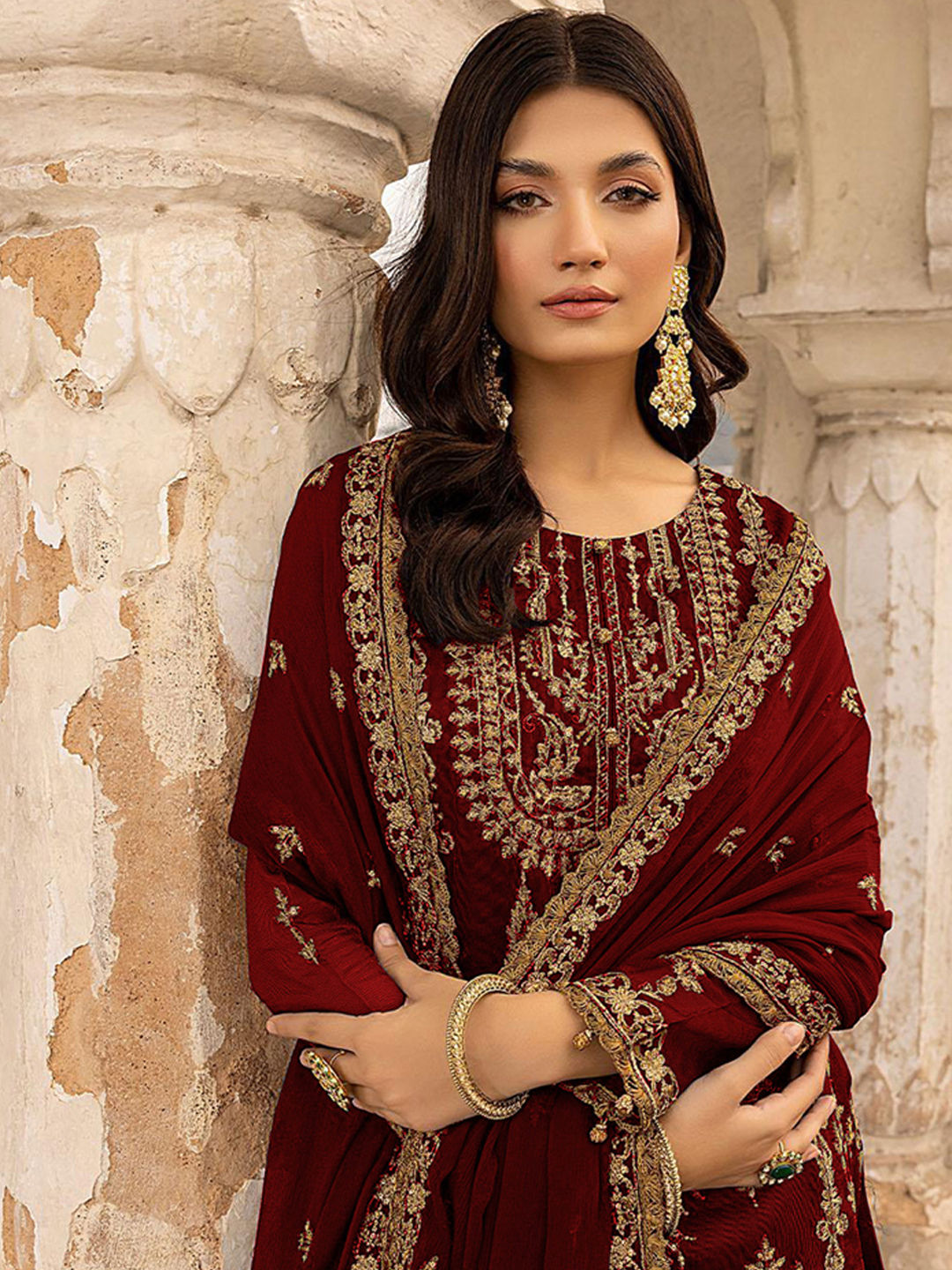 ethnic-party-wear-salwar-kameez-in-red