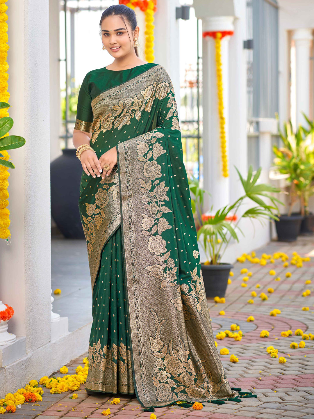 Women Party Wear Designer Parrot Green Color Banarasi Silk Saree Collection