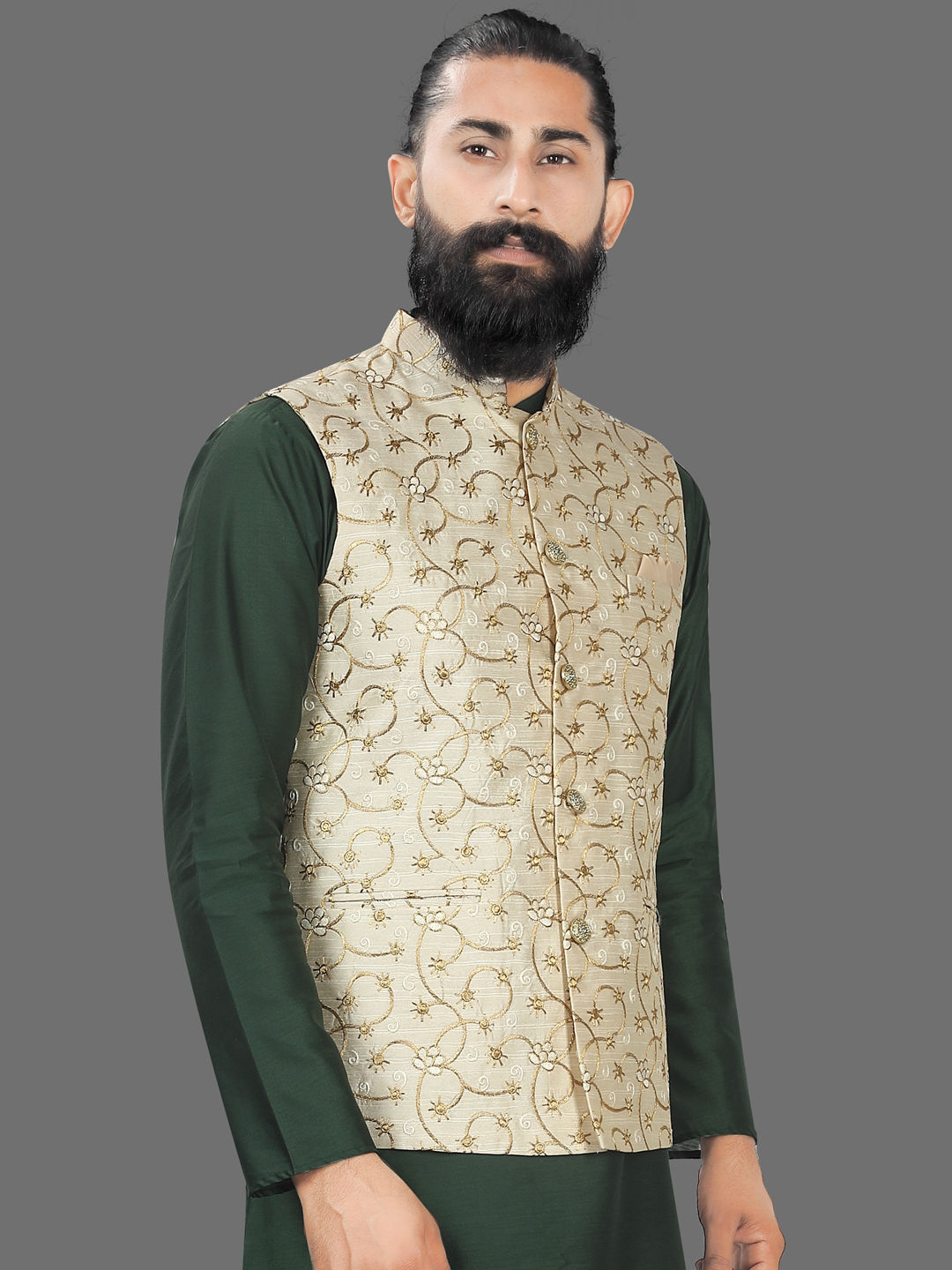Celebrate In Style: 7 Best Men’s Outfit Ideas For Diwali 2025