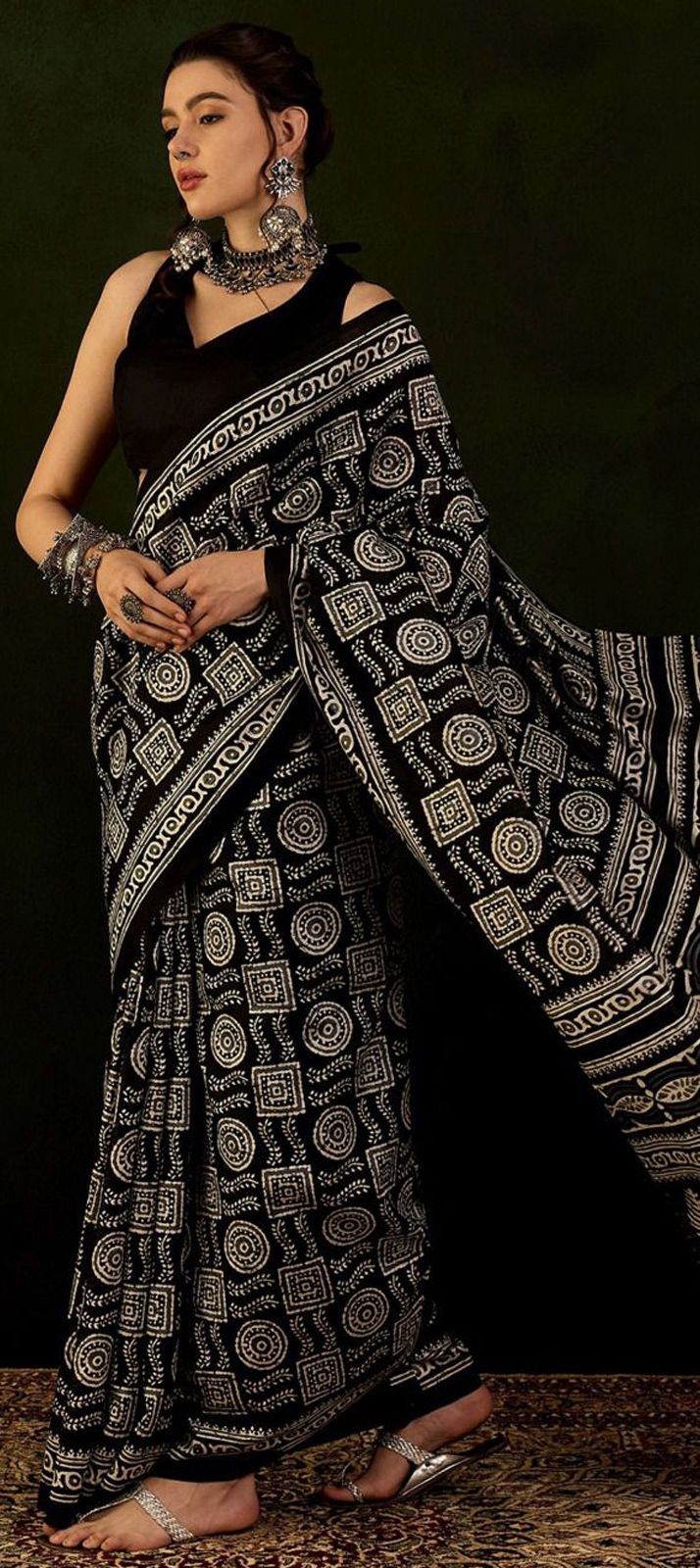 Black Bhagalpuri Printed Peacock motifs Art Silk Saree