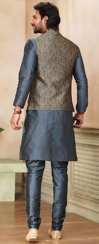 Casual Wear Men Mehrun Kurta Pajama With Nehru Jacket, Size: 38.0 and 42.0  at Rs 1200/piece in Bhopal