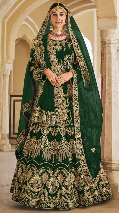Emerald Green Outfits Are The New Pick For Wedding Festivities