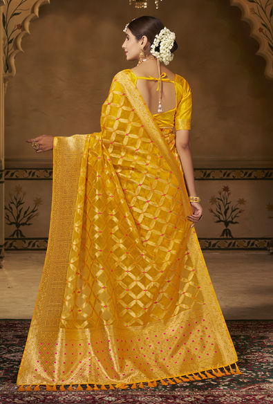 Yellow Paithani Silk Saree With Zari Weaving Work | Leemboodi