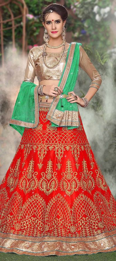 Semi-Stitched Red, Golden Bridal Velvet Designer Lehenga at Rs 10000 in  Delhi
