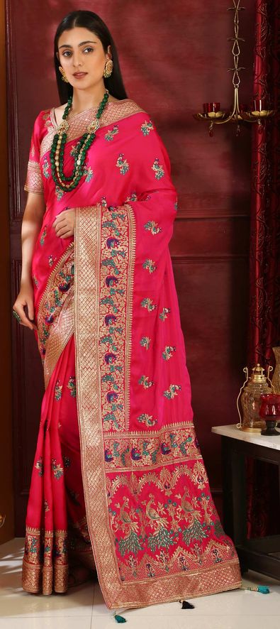 Buy Chanderi Silk Sarees Online for Women in India – Chinaya Banaras