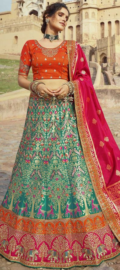 Jamawar lehenga hot sale style