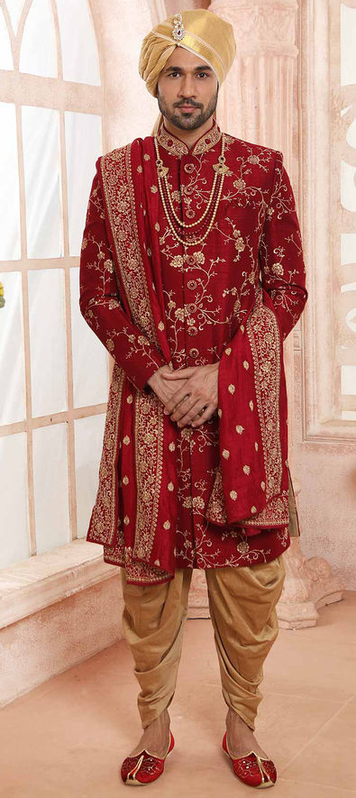 Red on sale colour sherwani