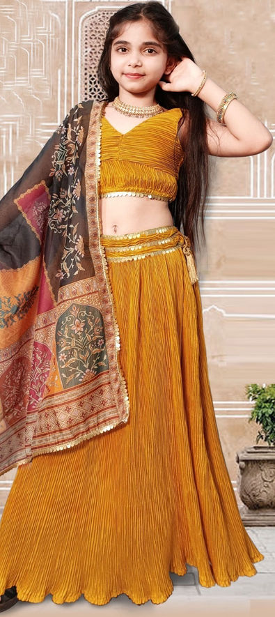 Girls Lehenga Choli 2019: Kids Choli Suits, Buy Kids Lehenga Online | Kids  designer dresses, Girls frock design, Party wear indian dresses