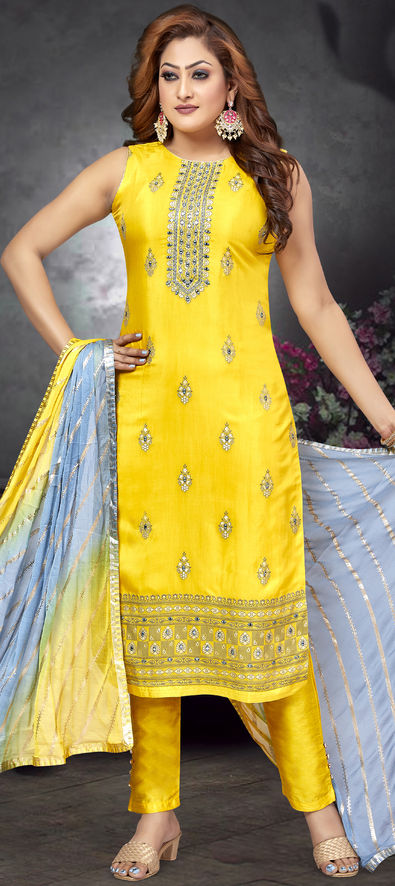 Unstitched Crepe Salwar Suit Material Floral Print Price in India, Full  Specifications & Offers | DTashion.com