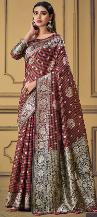 Digital Printed Georgette Saree in Black and Red : STS7452