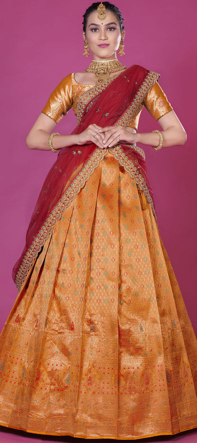 Buy HALFSAREE STUDIO Mehendi Banarasi silk Zari Woven Lehenga for Women  Online at Best Prices in India - JioMart.