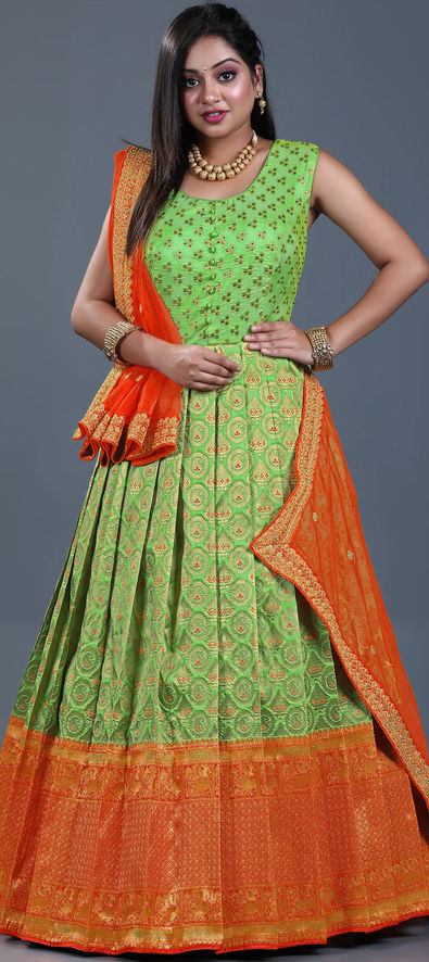 Buy Party Wear Banarasi Silk Woven Saree in Rani Pink Color Online -  SREV2932 | Appelle Fashion