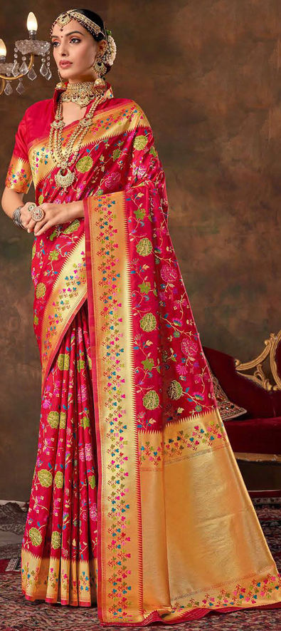 Heavy Silk Gajari Red Saree For Wedding