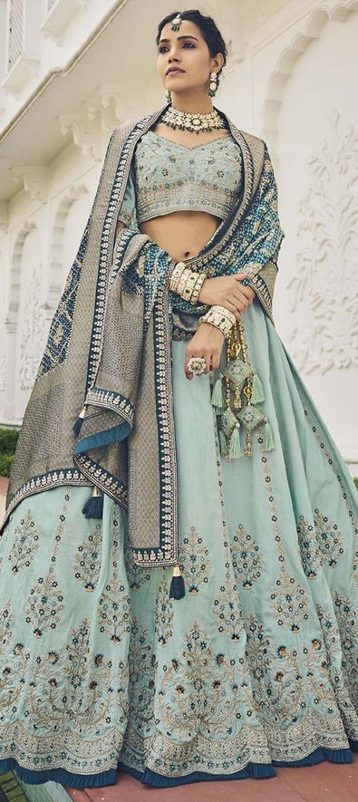 Wedding Bridal Lehenga Pics | Maharani Designer Boutique