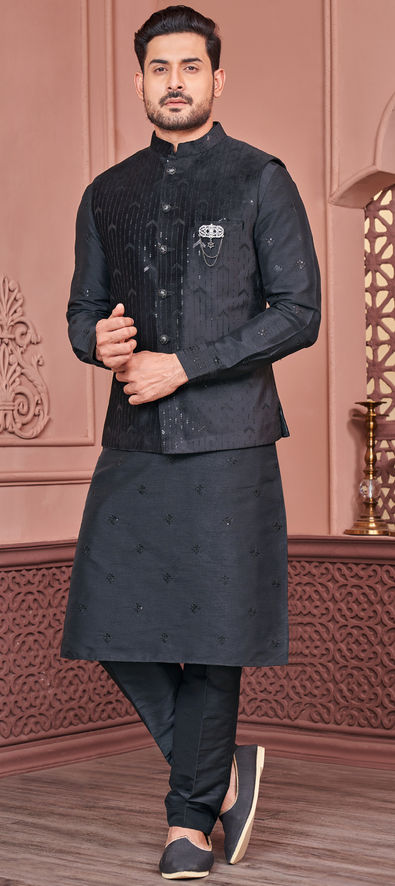 Velvet outlet kurta pajama