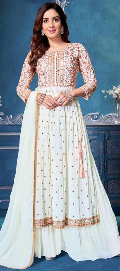 White wedding 2025 salwar kameez