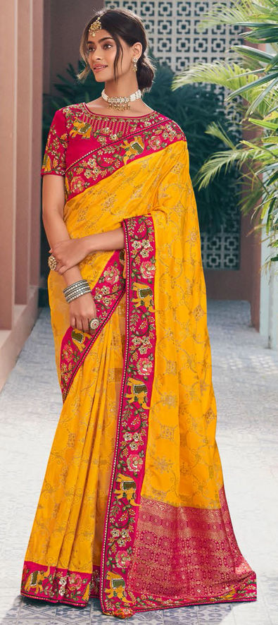 Red & Mustard Yellow Woven Celebrities Designer Saree with Embroidered –  zarikaariindia.com