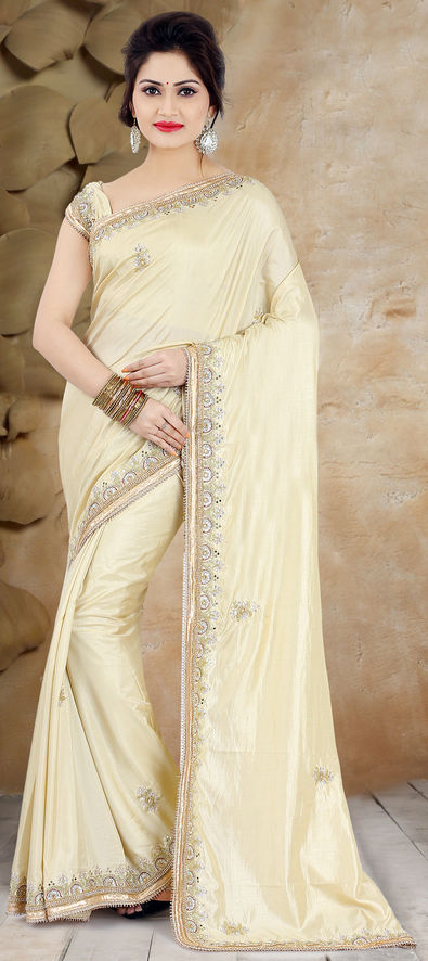 Cream Saree With Matching Blouse Piece