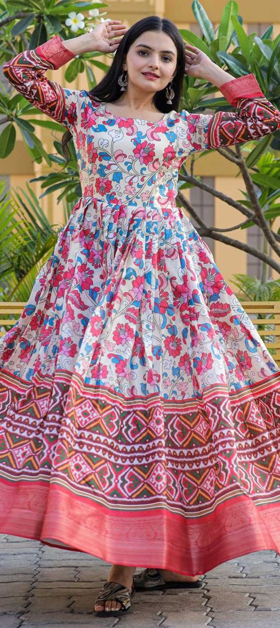 Party Wear, Reception Multicolor color Banarasi Silk fabric Gown : 1865608